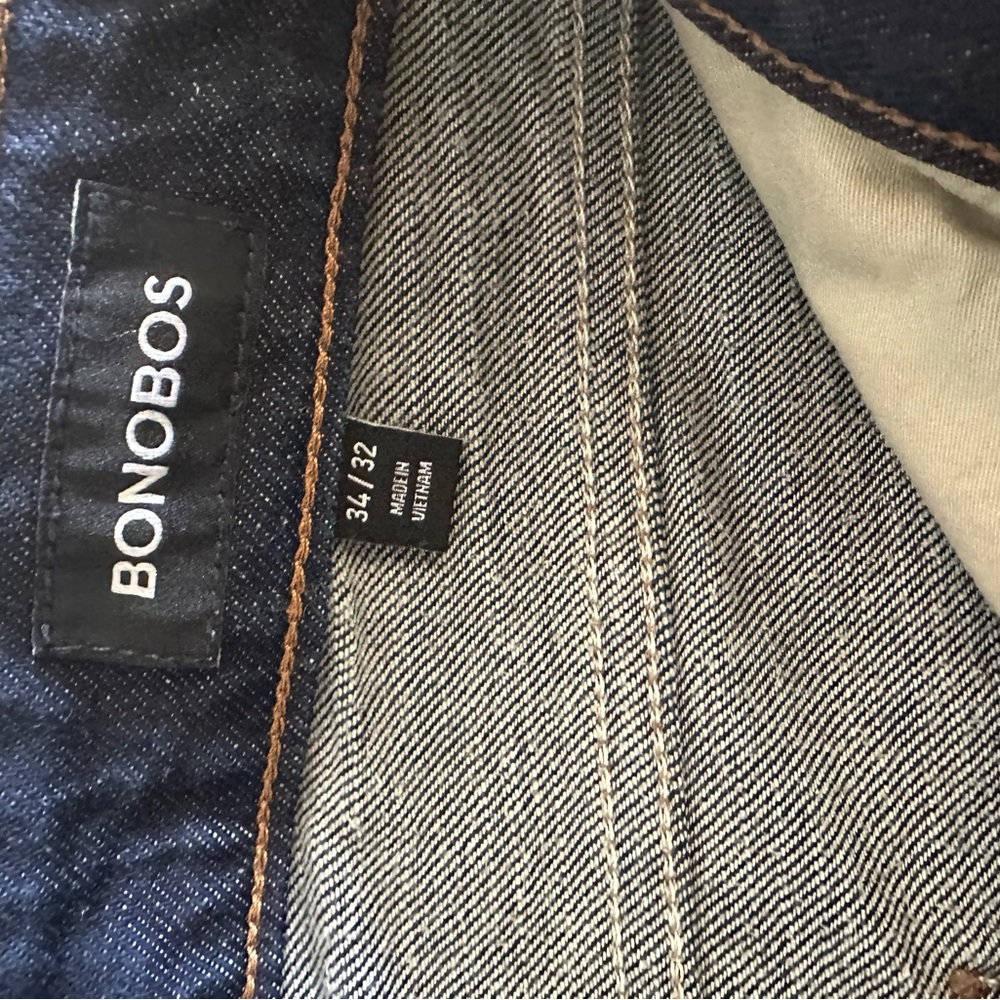 34/32- athletic fit Bonobos jeans